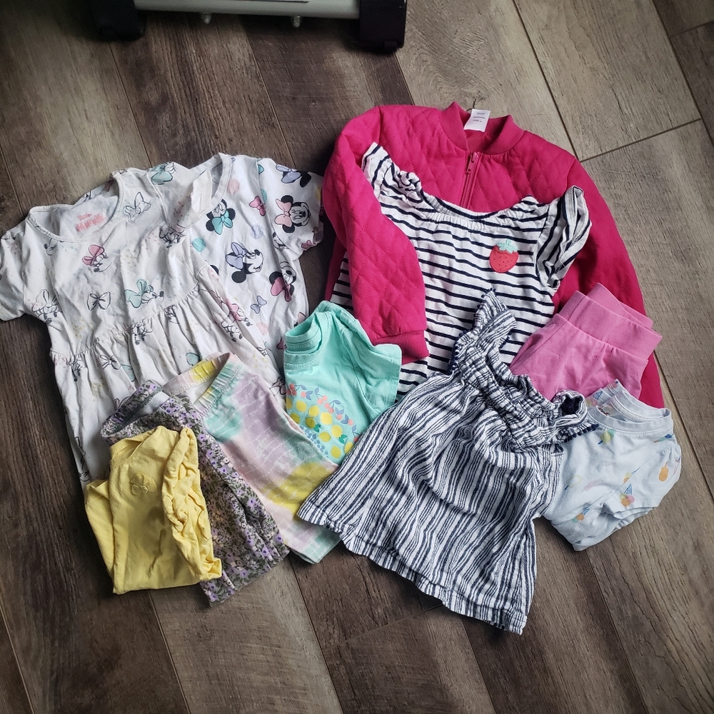 Lot of girls 4t clothes